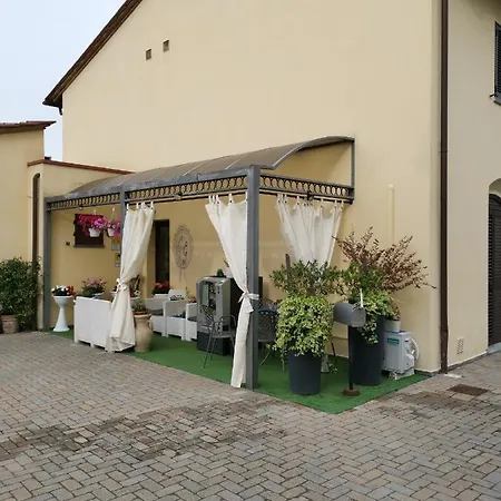 La Di Giada Konukevi Pisa